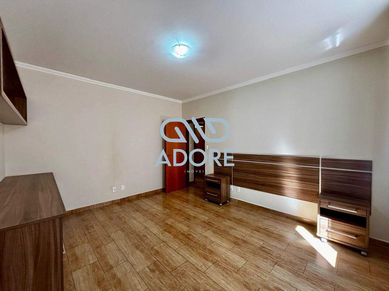 Casa de Condomínio à venda no Condomínio Theodora : 