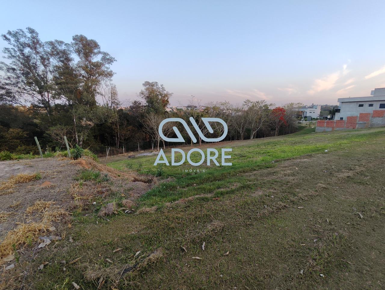 Terreno à venda no Condomínio Una: 