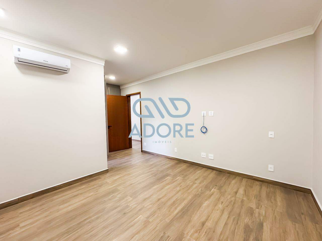 Casa de Condomínio à venda no Condomínio Saint Paul: 