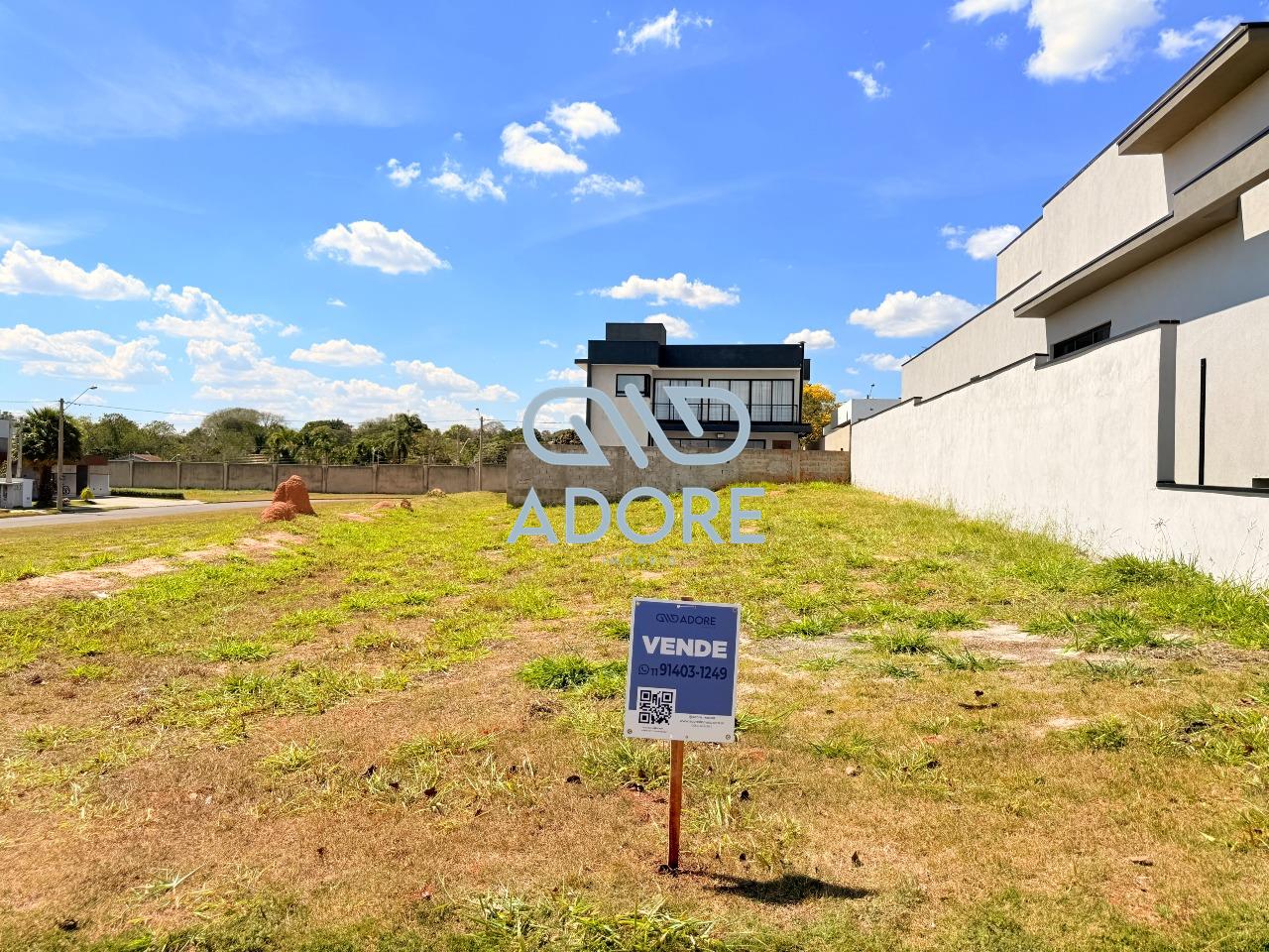 Terreno à venda no Condomínio Portal dos Bandeirantes: 