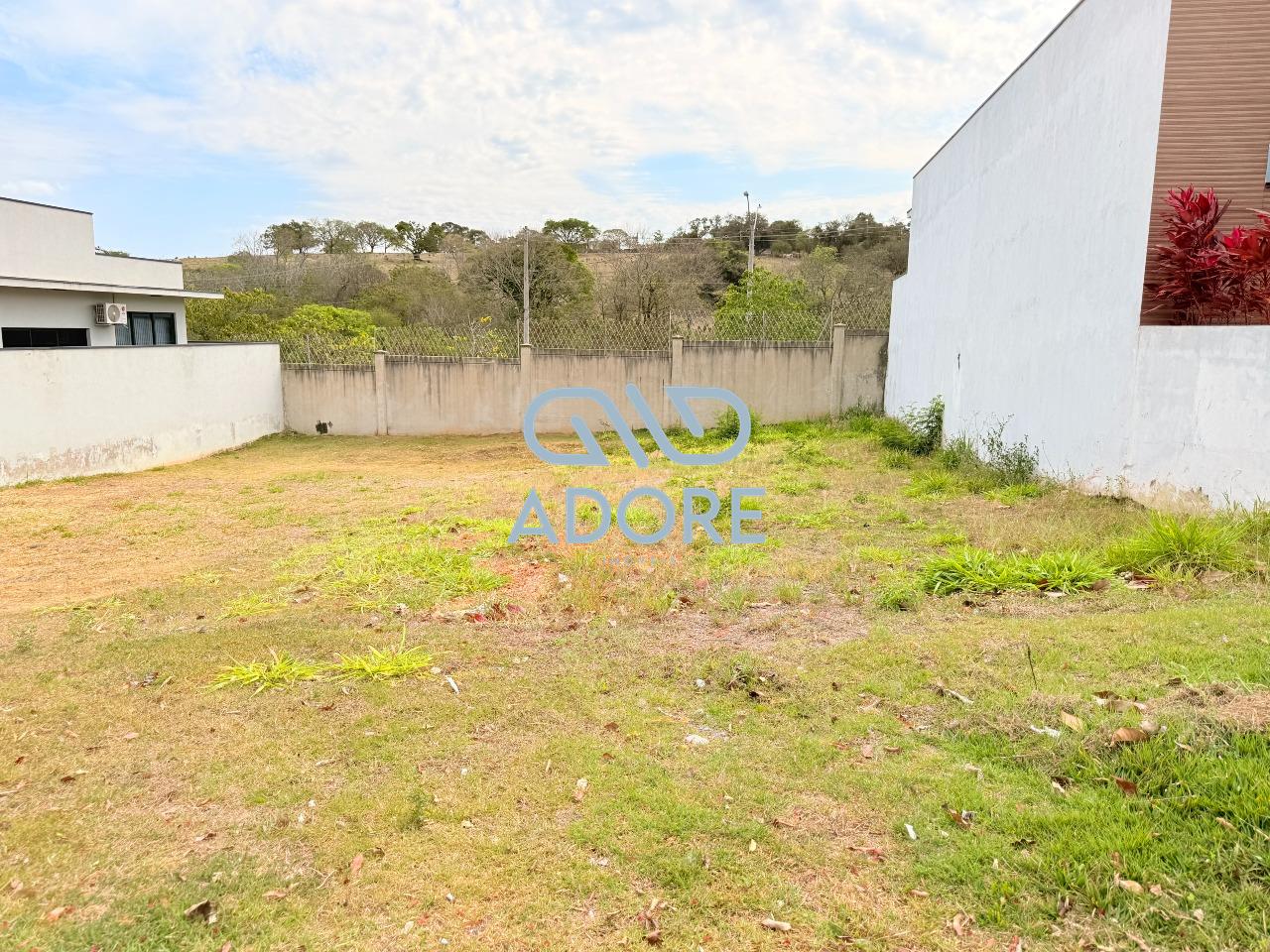 Terreno à venda no Condomínio Gardenville: 