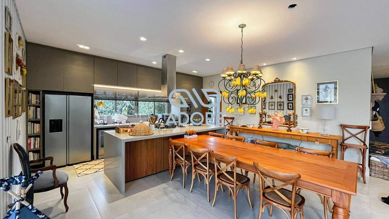 Casa de Condomínio à venda no Condomínio Plaza Athénée: 