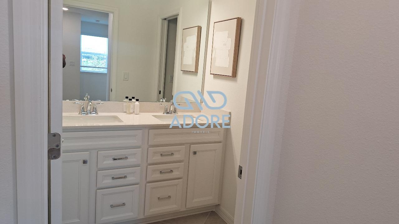 Casa de Condomínio à venda no Widsor Cay: 