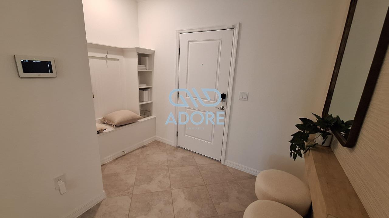 Casa de Condomínio à venda no Widsor Cay: 