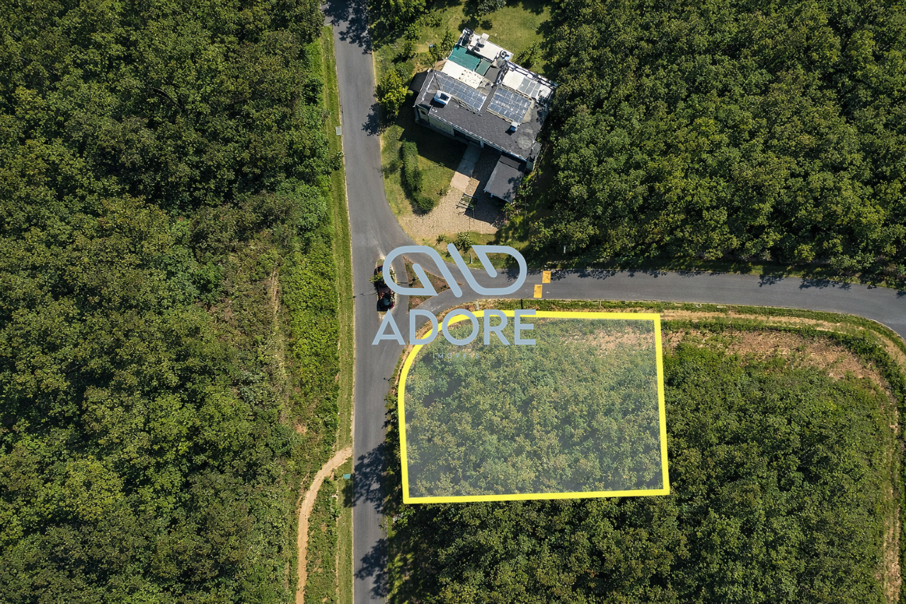 Terreno à venda no Condomínio Terras de São José II : 