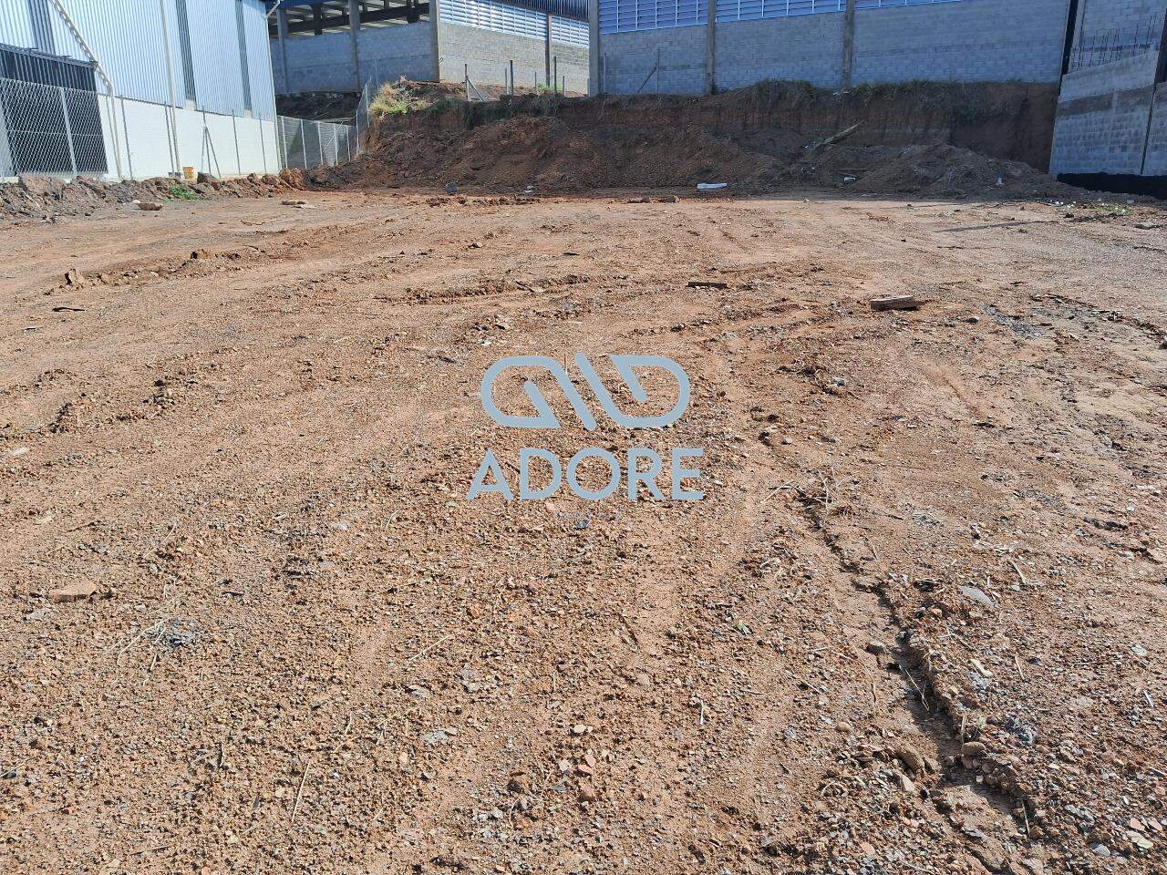 Área à venda no Condominio Corporate Parque: 