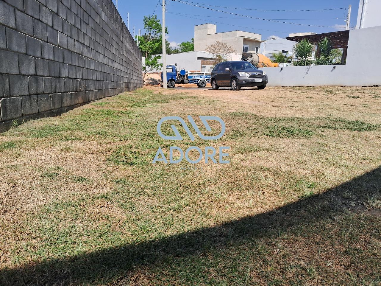 Terreno à venda no Condominio Jardim Guarujá: 