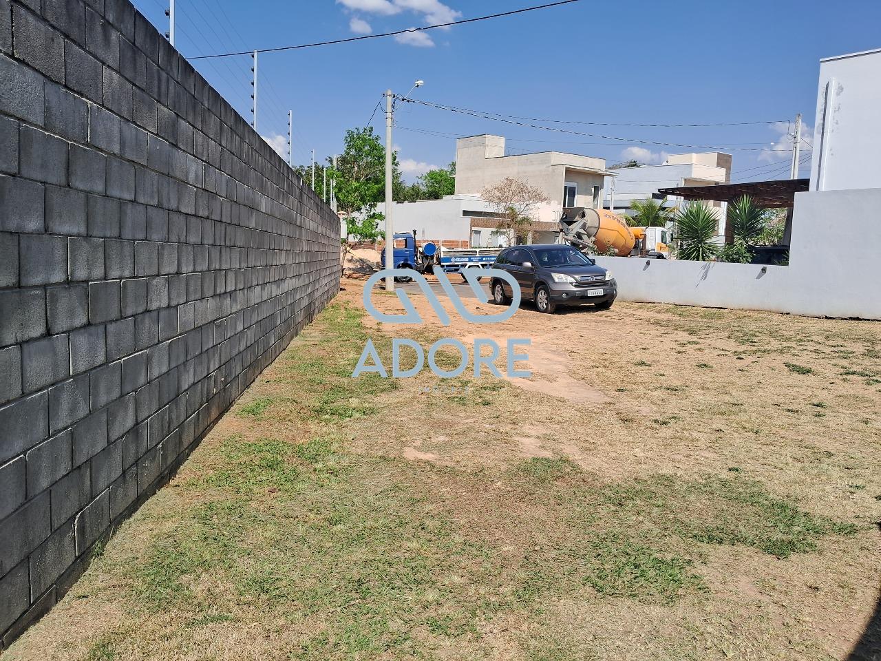 Terreno à venda no Condominio Jardim Guarujá: 