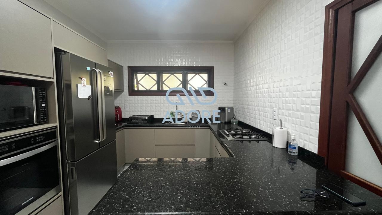 Casa de Condomínio à venda no Condomínio Campos de Santo Antônio : 