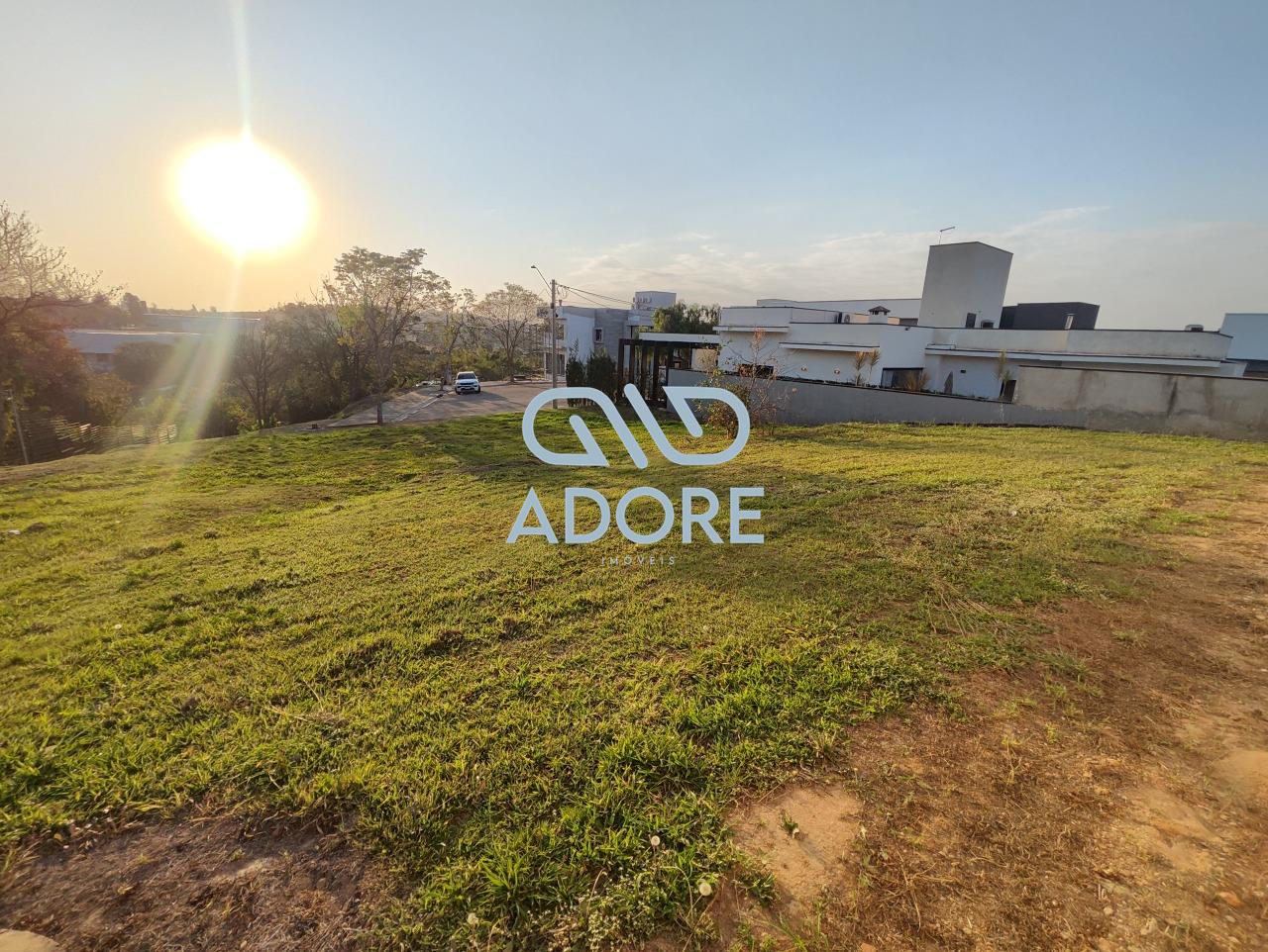 Terreno à venda no Condomínio Una: 