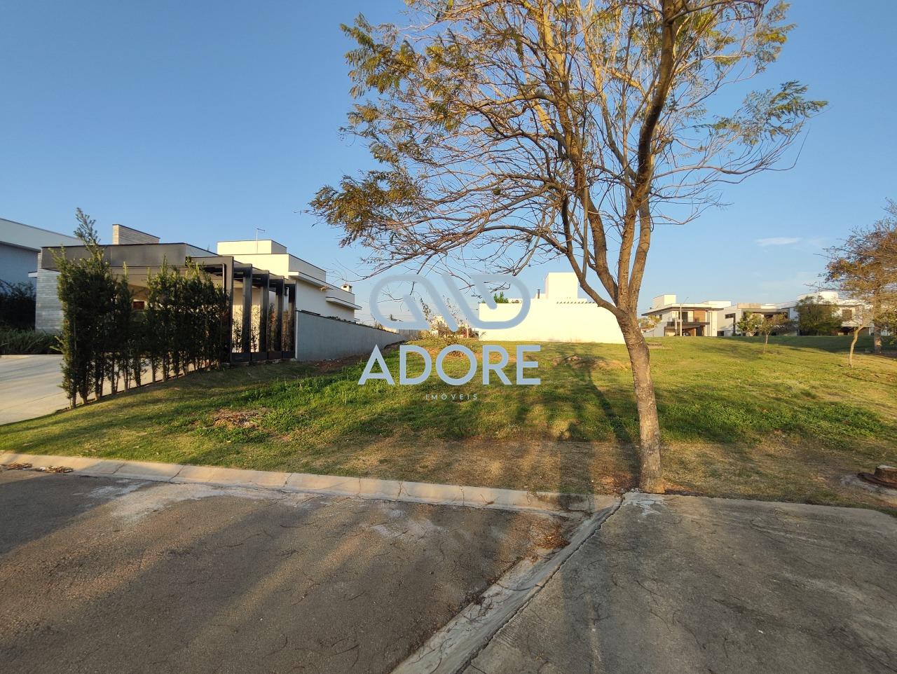 Terreno à venda no Condomínio Una: 