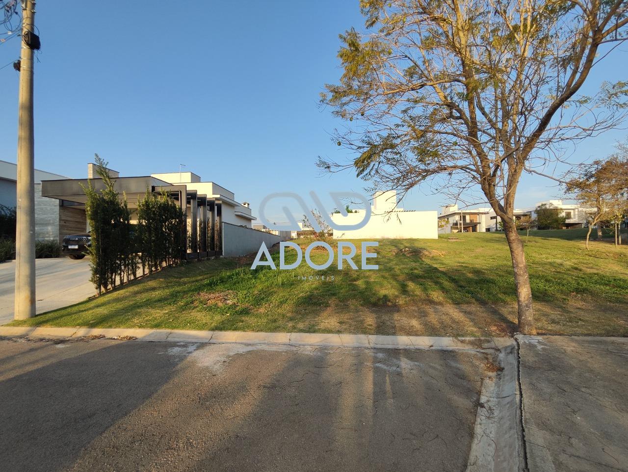 Terreno à venda no Condomínio Una: 