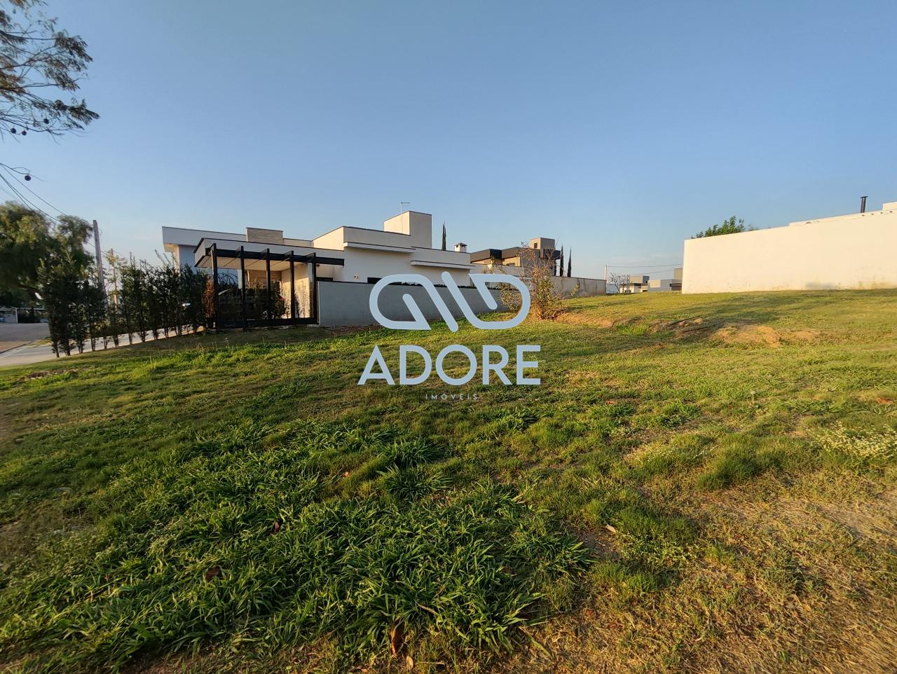 Terreno à venda no Condomínio Una: 