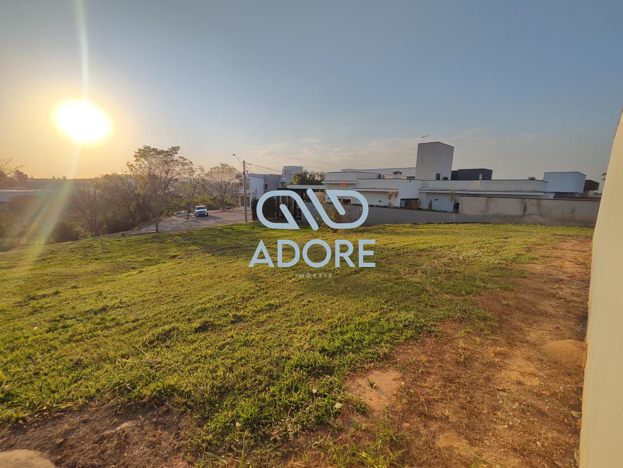 Terreno à venda no Condomínio Una: 