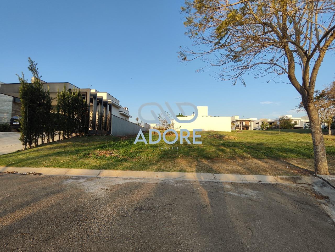 Terreno à venda no Condomínio Una: 