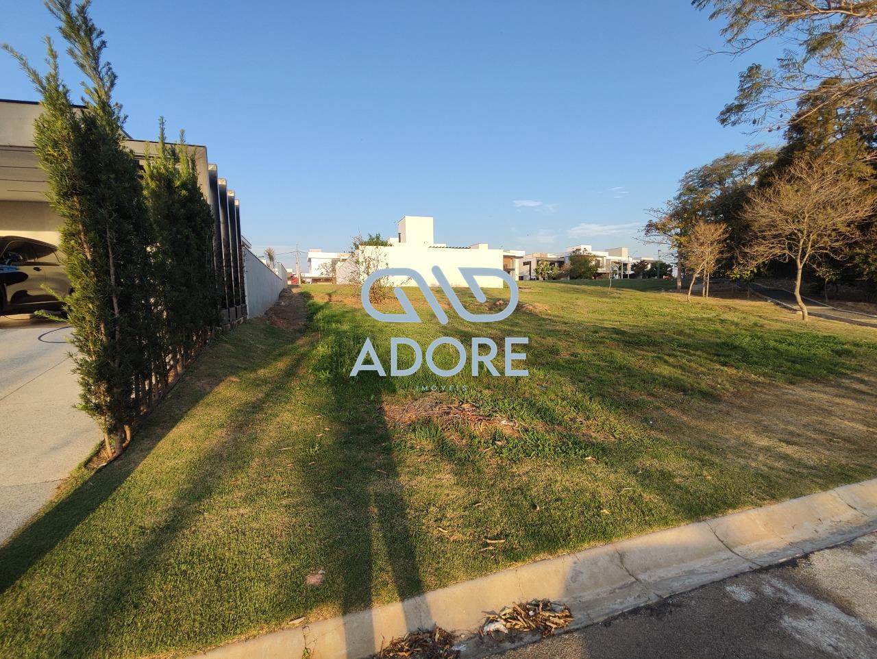 Terreno à venda no Condomínio Una: 