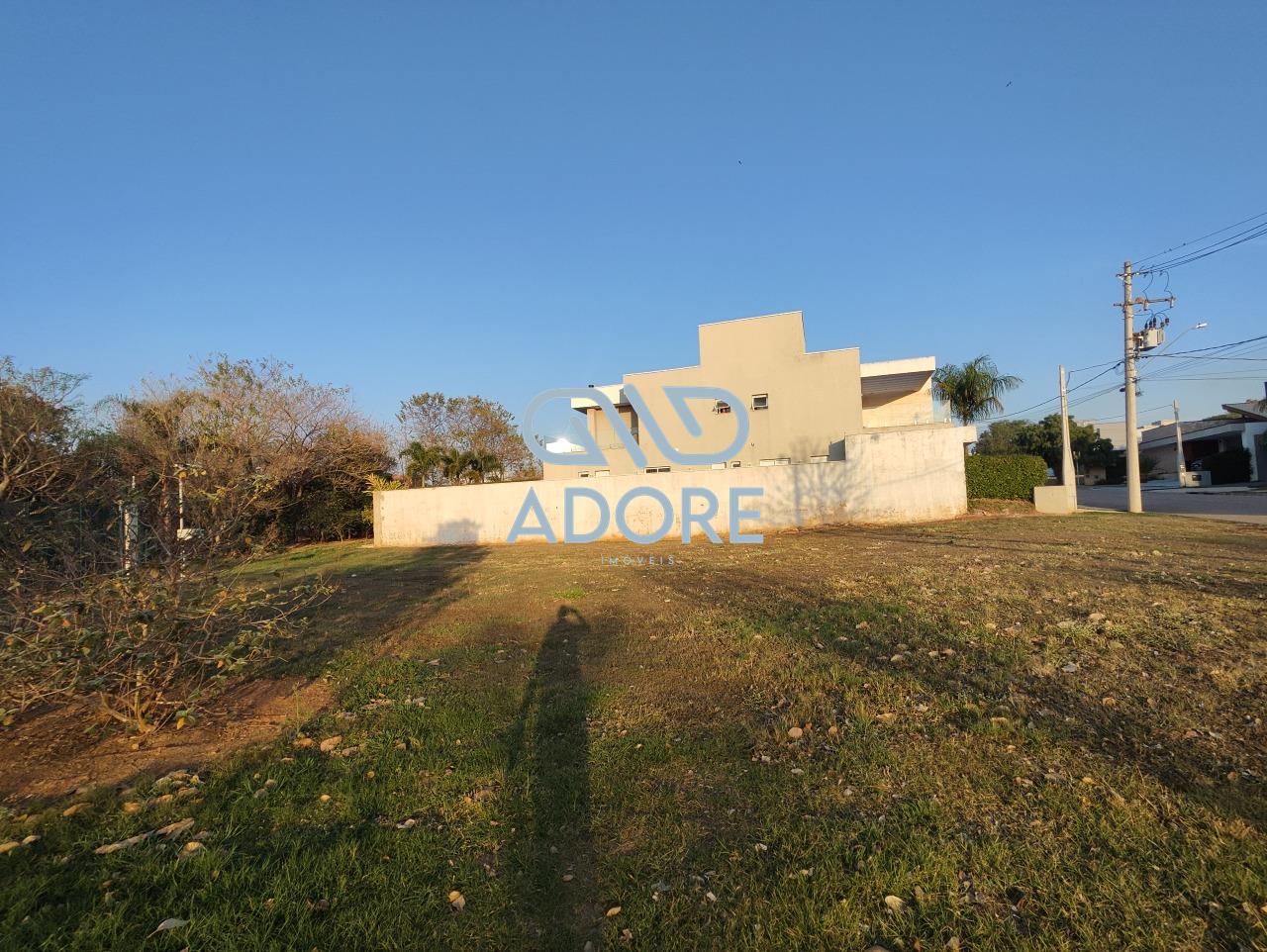 Terreno à venda no Condomínio Una: 