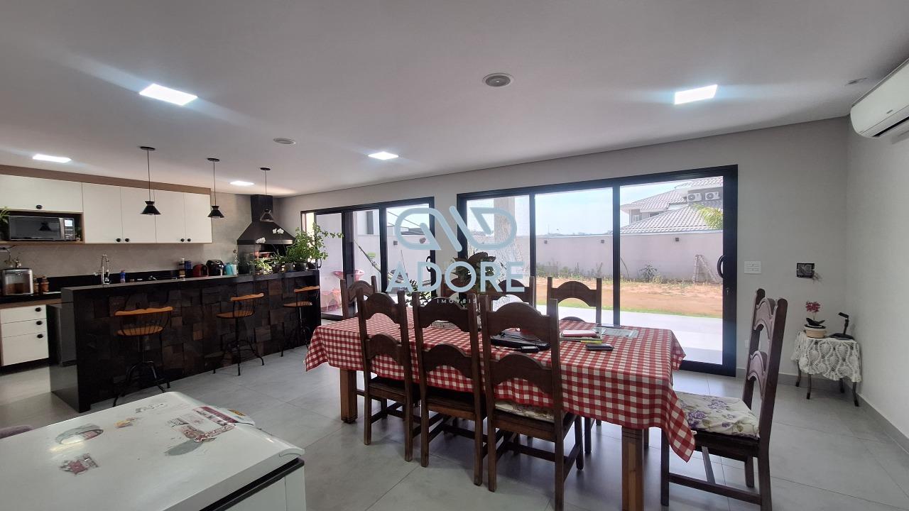 Casa de Condomínio à venda no Condomínio Portal dos Bandeirantes: 