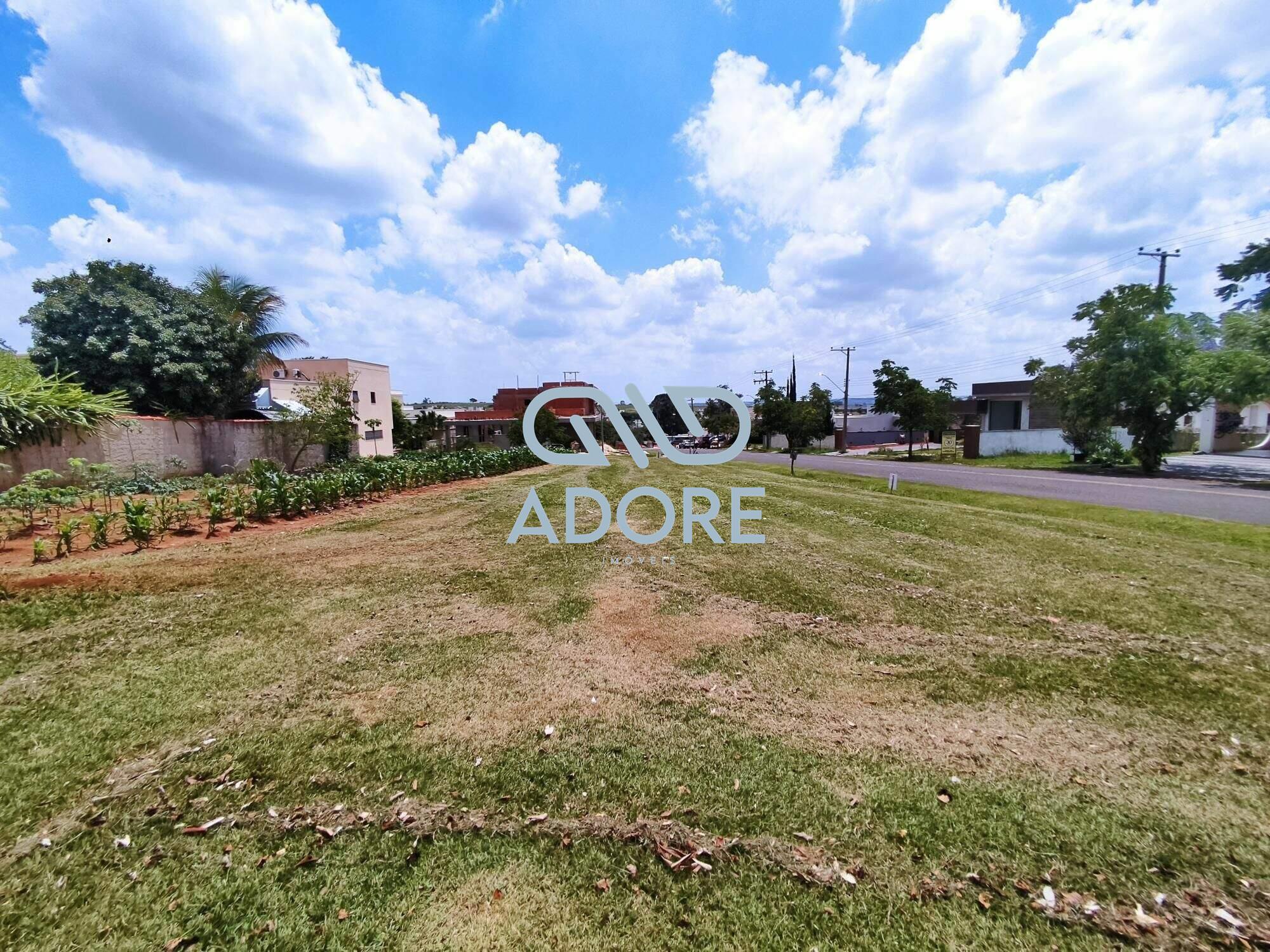 Terreno à venda no Condomínio Palmeiras Imperiais: 