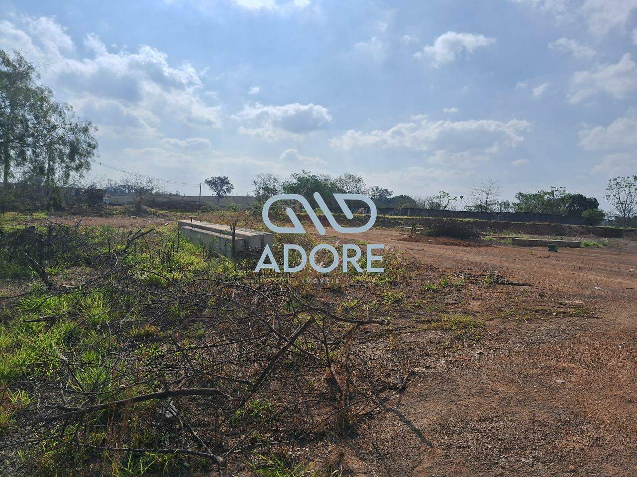Área à venda no Condominio Corporate Parque: 