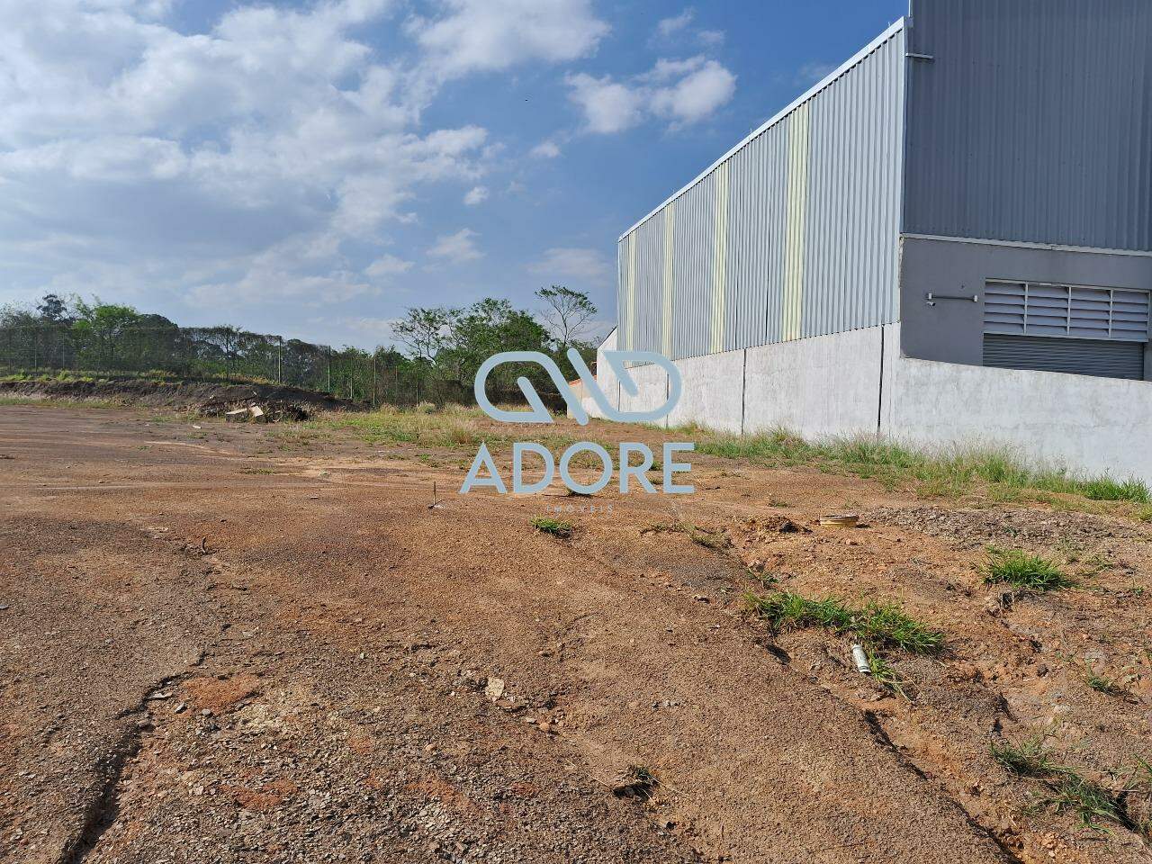 Área à venda no Condominio Corporate Parque: 