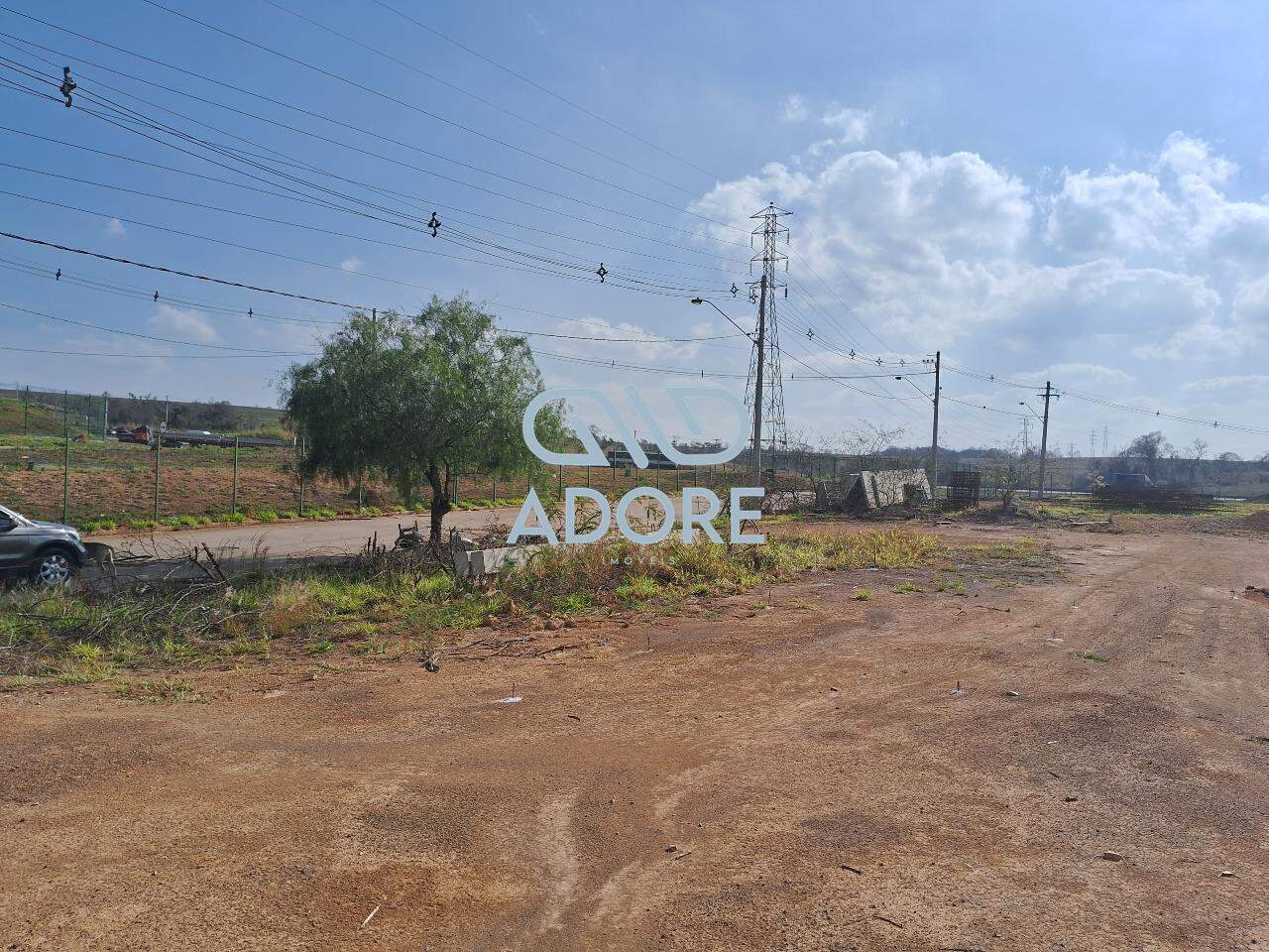 Terreno à venda no Condominio Corporate Parque: 