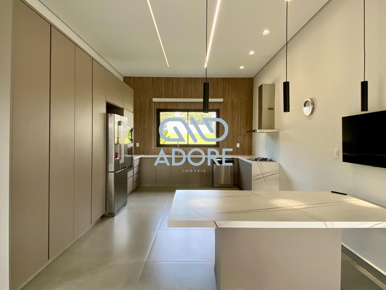 Casa de Condomínio à venda no Recanto das Flores: 