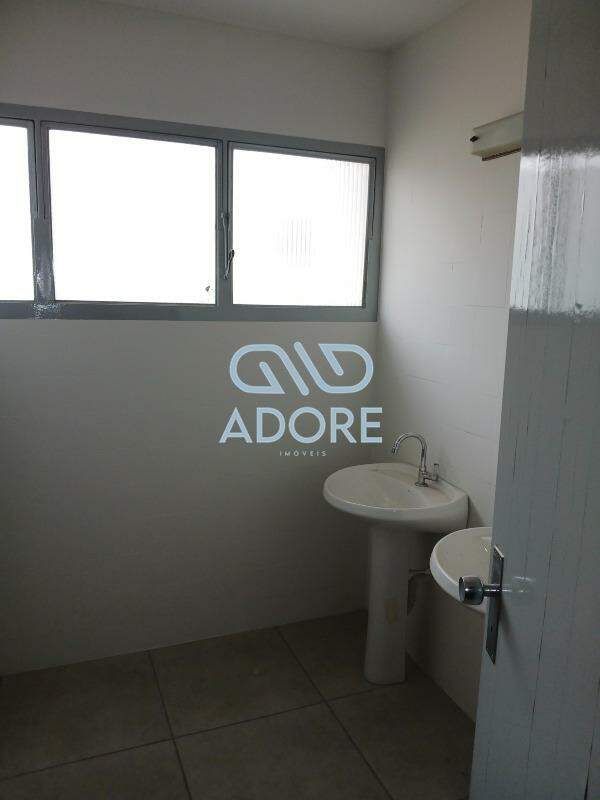 Casa Comercial para aluguel no Centro: 