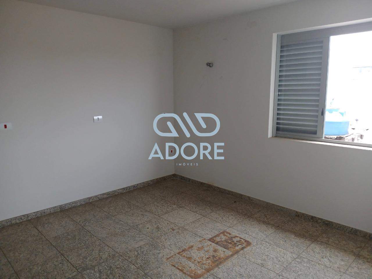 Casa Comercial para aluguel no Centro: 