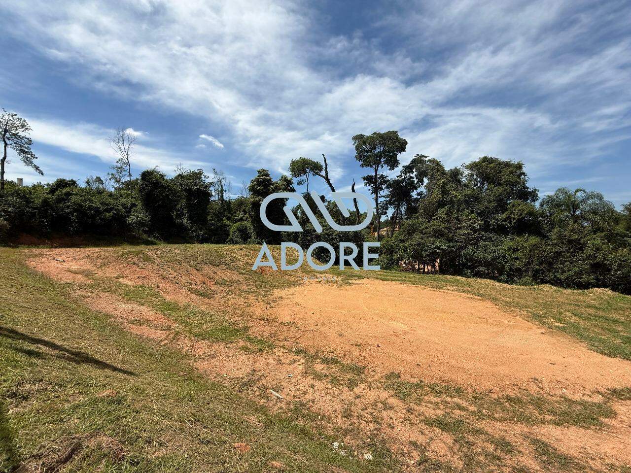 Terreno à venda no Condomínio Terras de São José: 