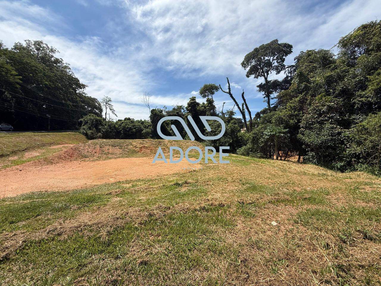 Terreno à venda no Condomínio Terras de São José: 