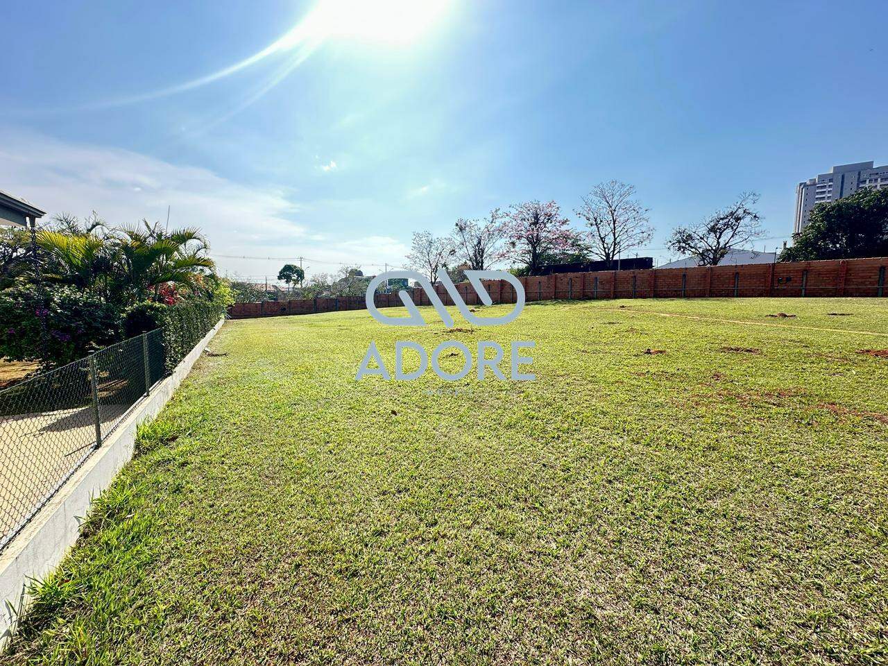 Terreno à venda no Condomínio Terras de Mont Serrat: 