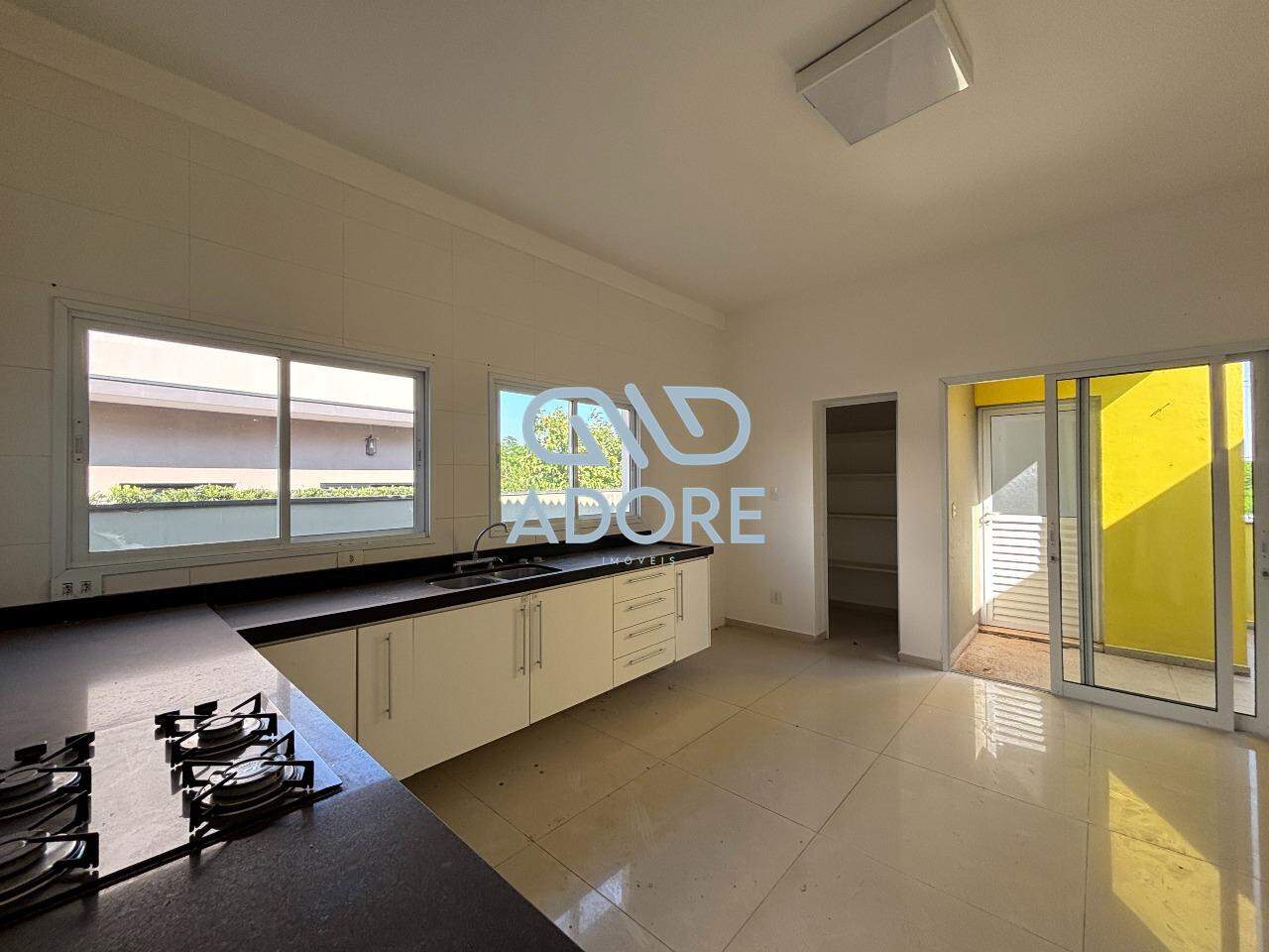 Casa de Condomínio para aluguel no Condomínio Palmeiras Imperiais: 