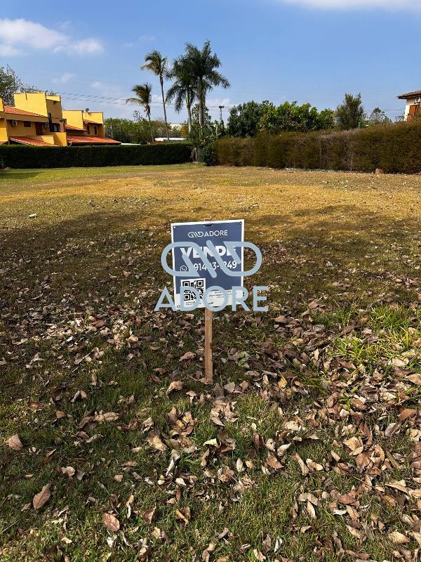 Terreno à venda no Condomínio Primavera : 