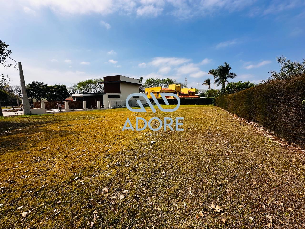 Terreno à venda no Condomínio Primavera : 