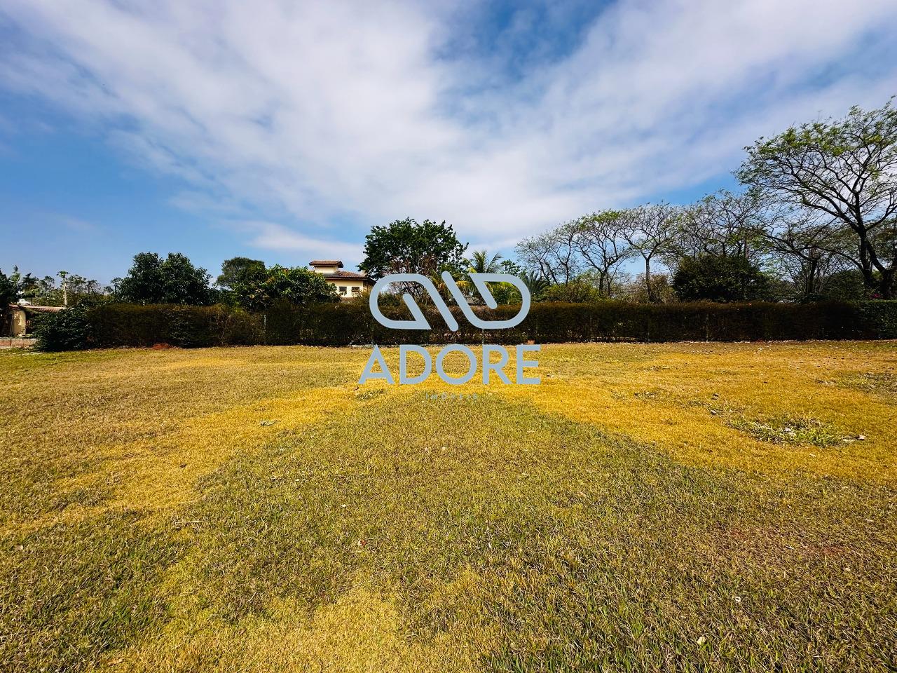 Terreno à venda no Condomínio Primavera : 