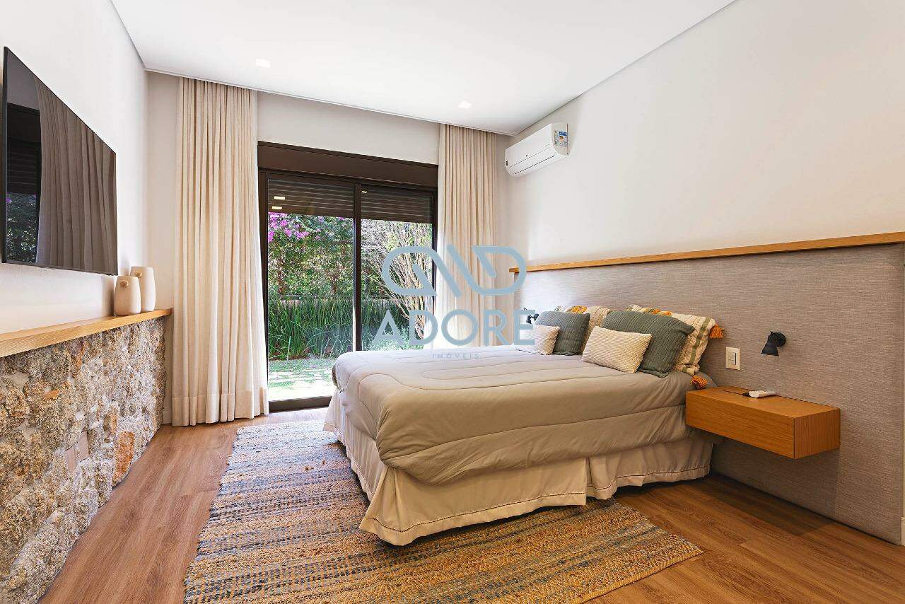 Casa de Condomínio à venda no Condomínio Terras de São José II : 