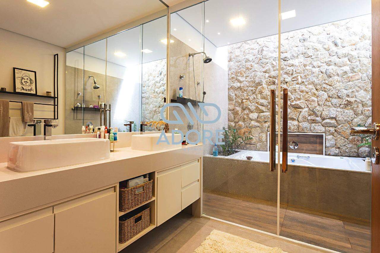 Casa de Condomínio à venda no Condomínio Terras de São José II : 