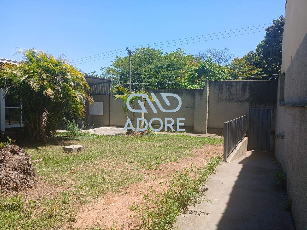 Sala Comercial para aluguel no Vila Henrique: 