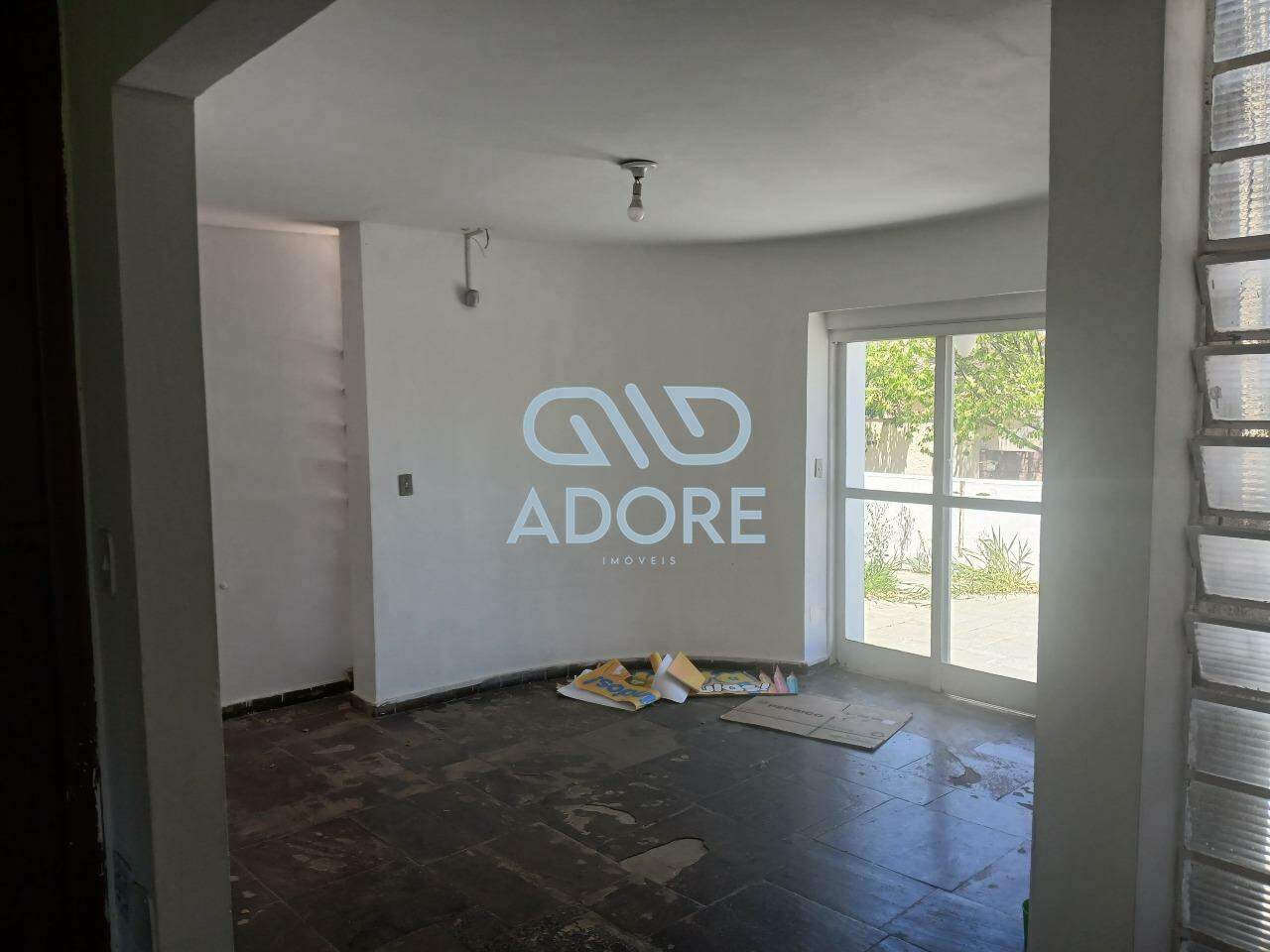 Sala Comercial para aluguel no Vila Henrique: 