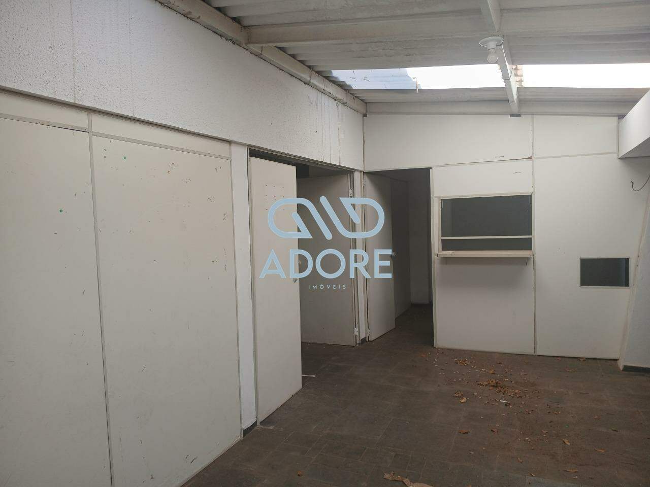 Sala Comercial para aluguel no Vila Henrique: 