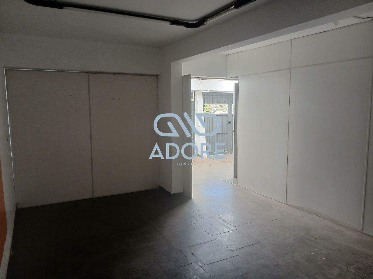 Sala Comercial para aluguel no Vila Henrique: 