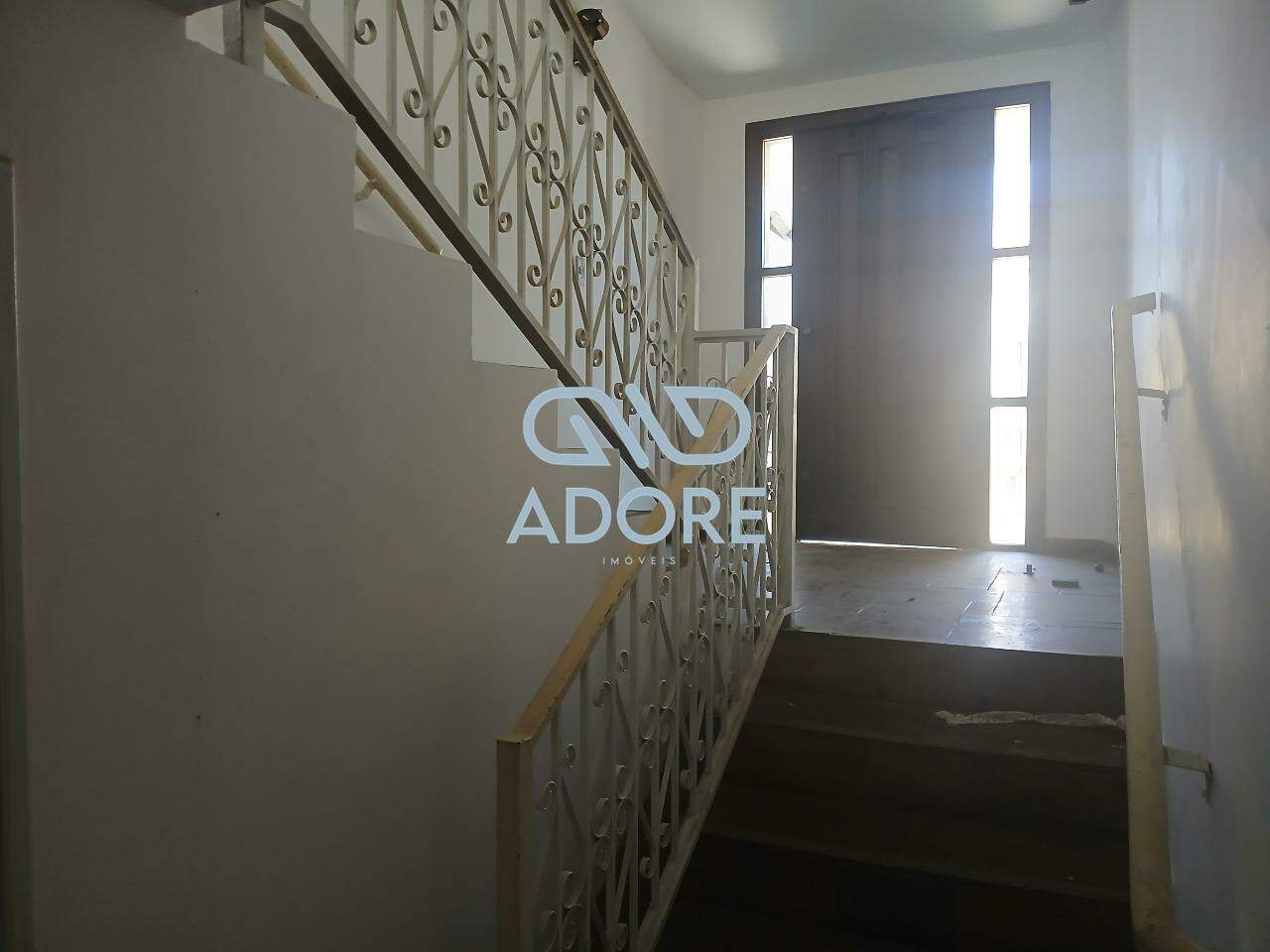 Sala Comercial para aluguel no Vila Henrique: 