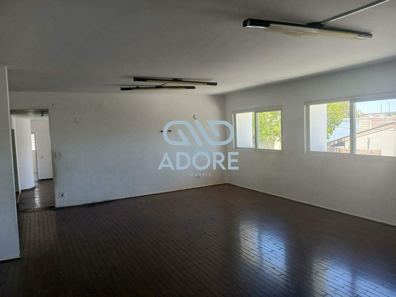 Sala Comercial para aluguel no Vila Henrique: 