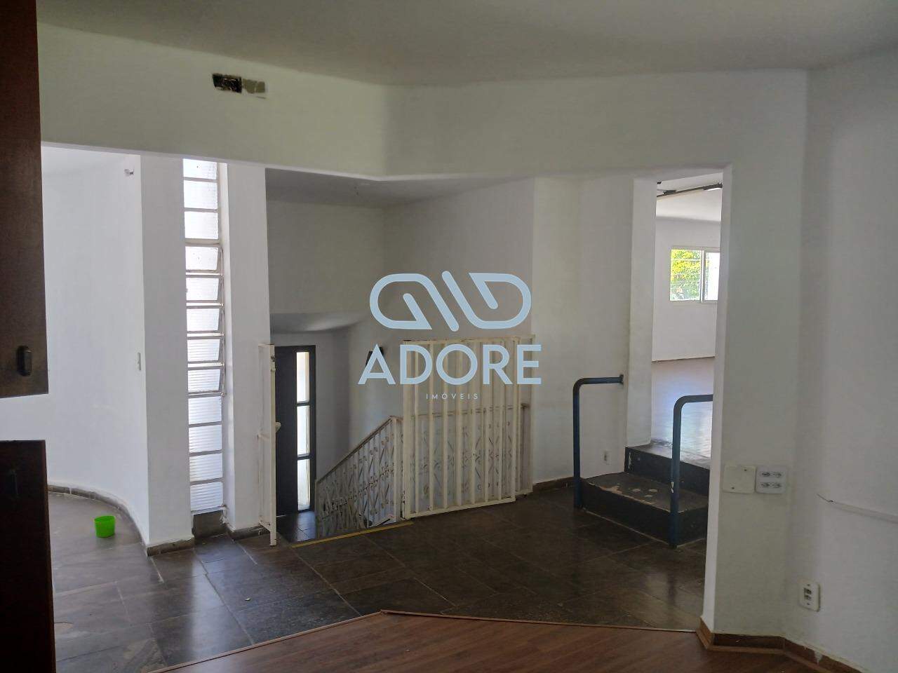 Sala Comercial para aluguel no Vila Henrique: 