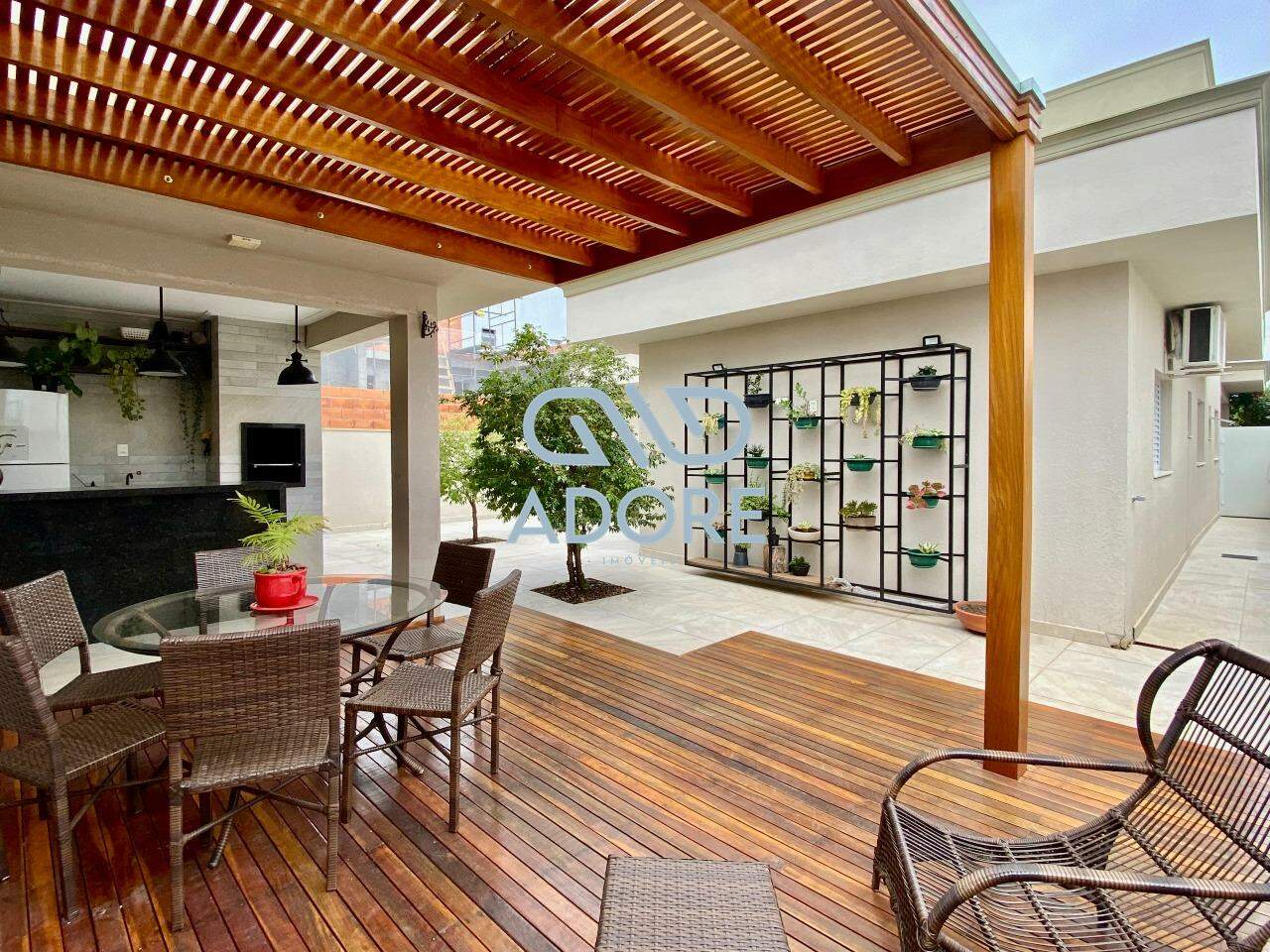 Casa de Condomínio à venda no Condomínio Una: 