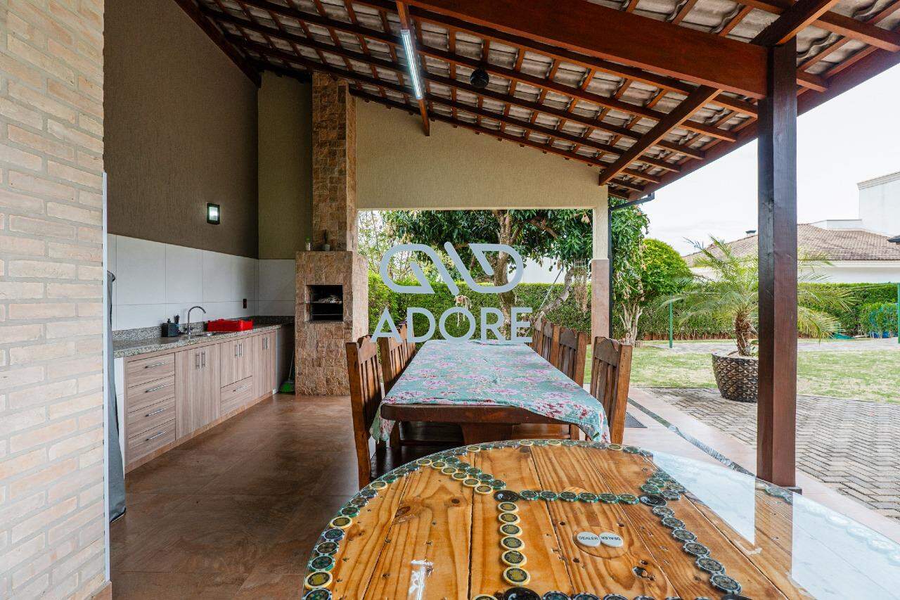Casa de Condomínio à venda no Condomínio Terras de Mont Serrat: 