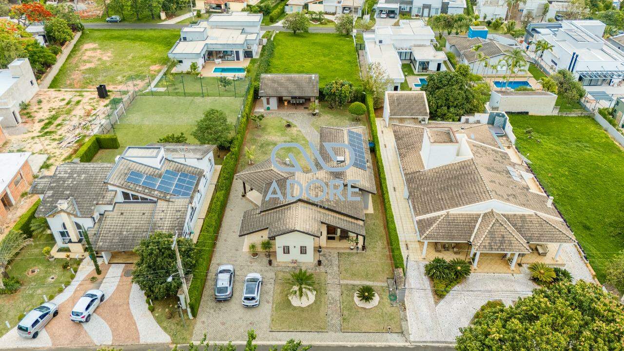 Casa de Condomínio à venda no Condomínio Terras de Mont Serrat: 
