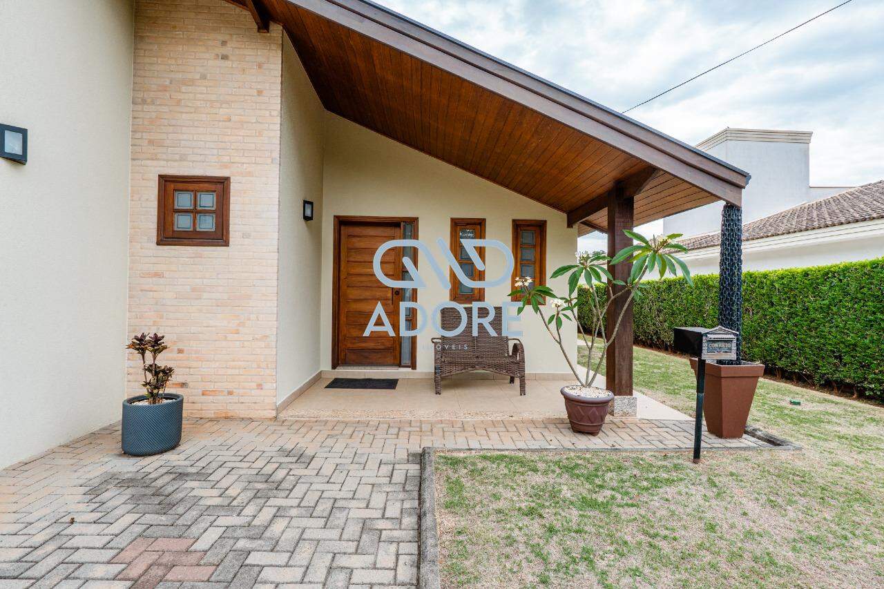 Casa de Condomínio à venda no Condomínio Terras de Mont Serrat: 