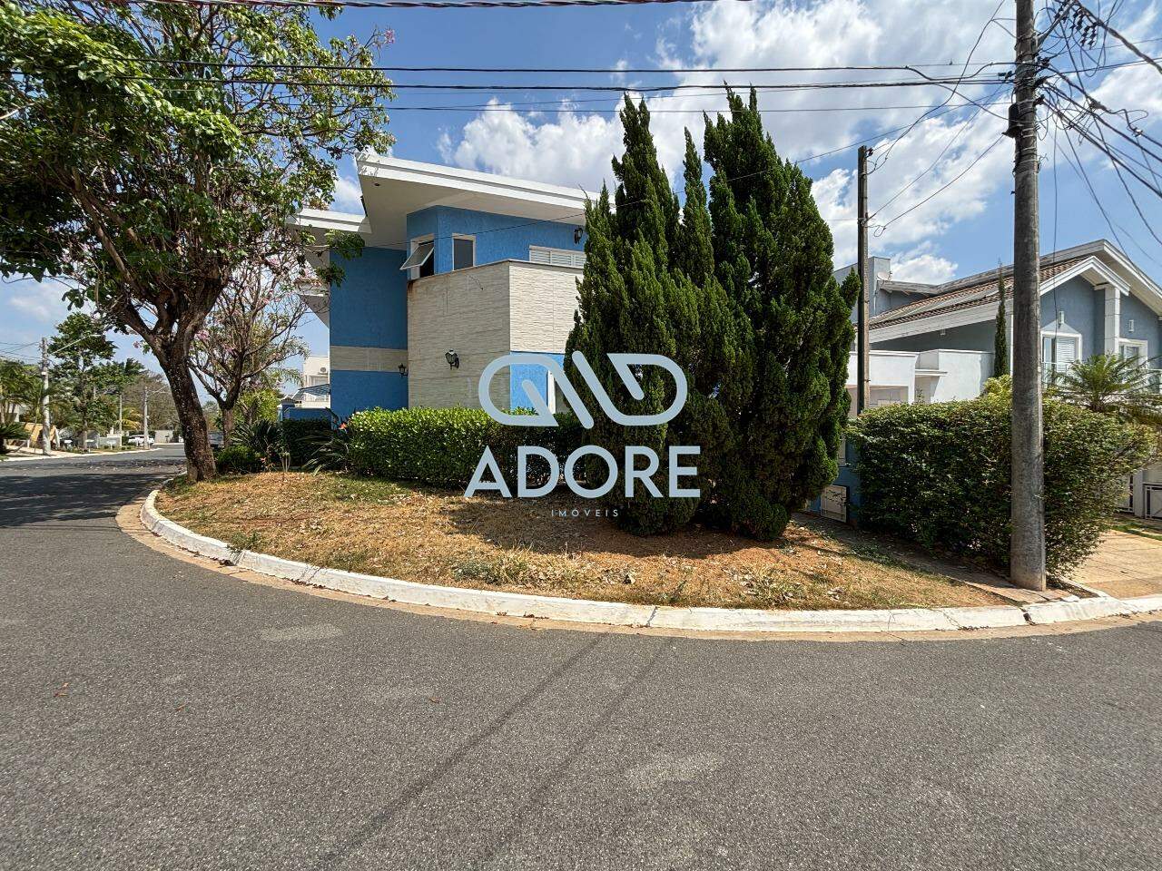 Casa de Condomínio para aluguel no Condomínio Parque do Varvito : 